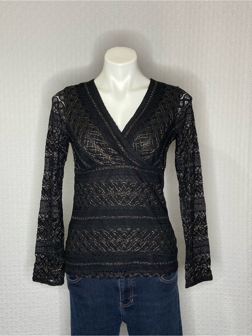 NOTATIONS Vintage Y2K 90’s Long Sleeve Lace Top Metallic Gold Black Medium